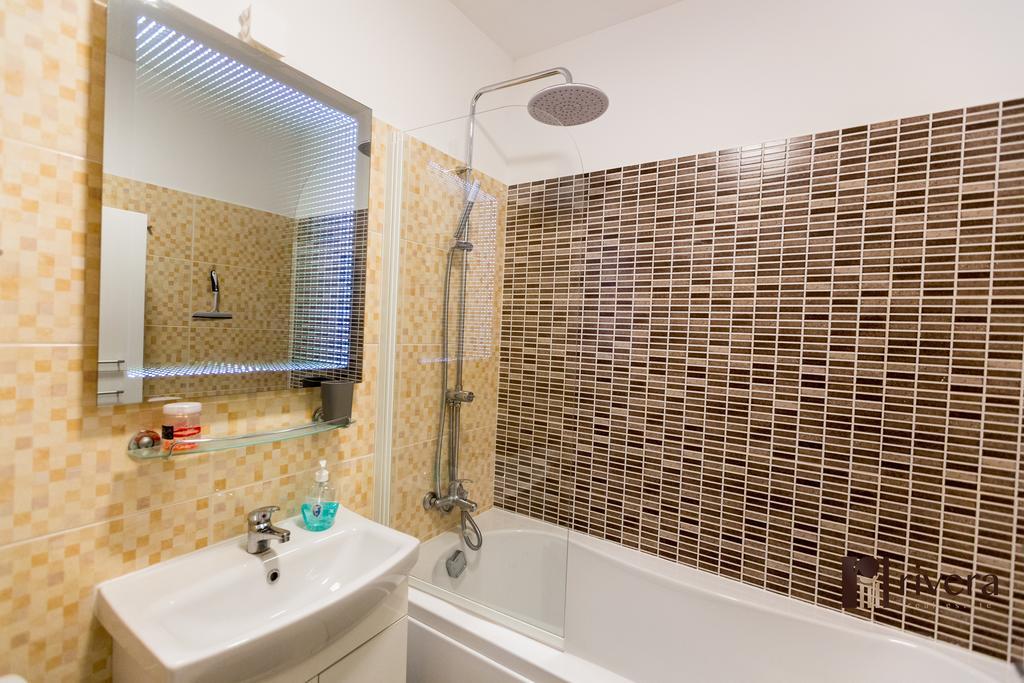 Cozy Apartment - Palas Iasi Exterior photo